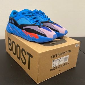 Yeezy 700 high Rez blue size 11 1/2